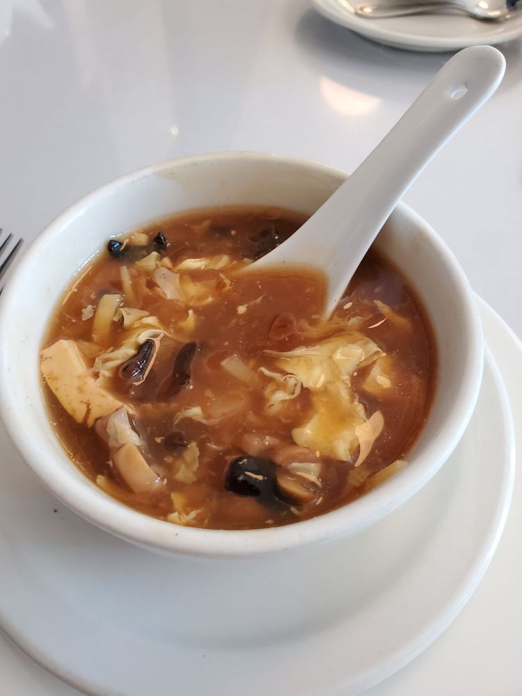 Order Hot & Sour Soup food online from Eric's Restaurant store, San Francisco on bringmethat.com