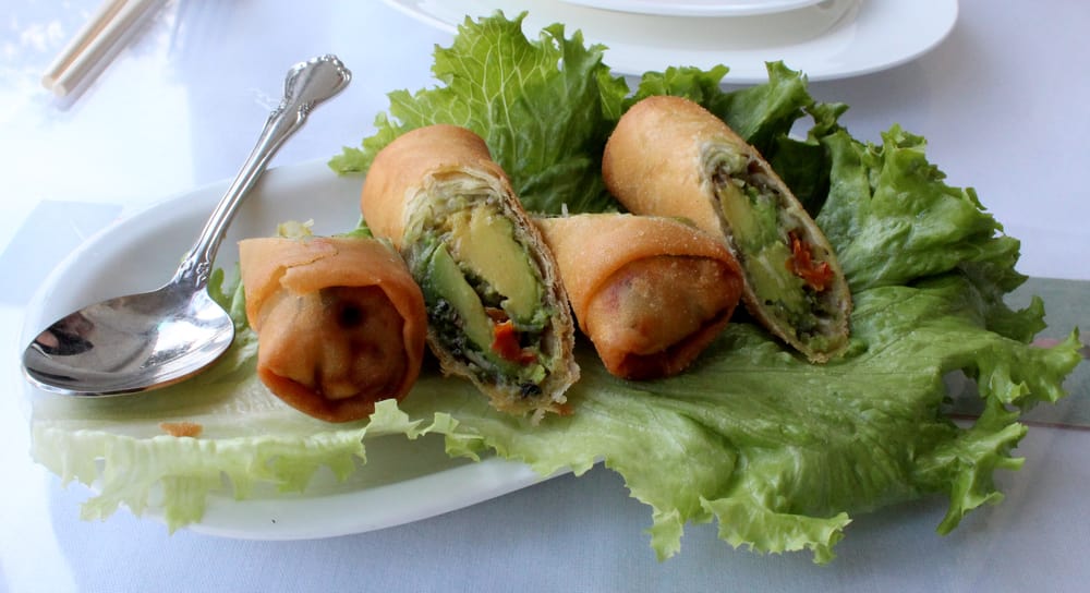Order Avocado Rolls food online from Eric's Restaurant store, San Francisco on bringmethat.com