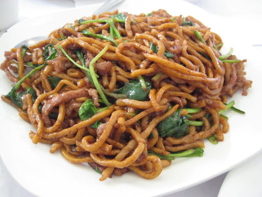 Order 31. Shanghai Style Chow Mein food online from Little Shanghai Restaurant store, San Mateo on bringmethat.com