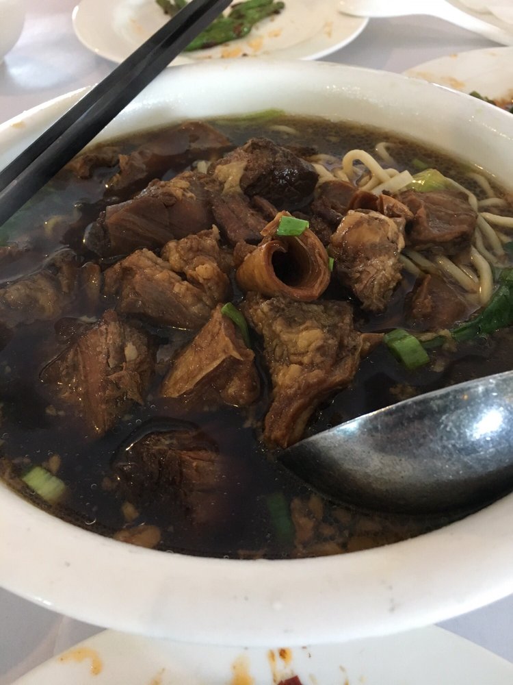 Order 39. Beef Stew Noodle Soup food online from Little Shanghai Restaurant store, San Mateo on bringmethat.com