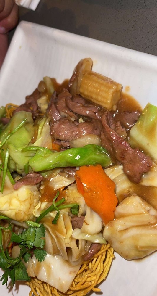 Order 32. BEEF & VEGETABLES food online from OB Noodle House store, San Diego on bringmethat.com