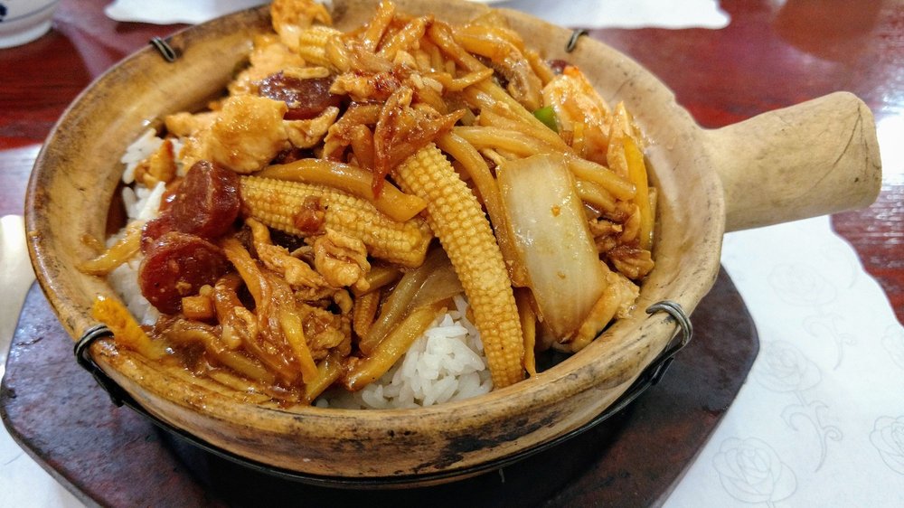 Order 59. Saigon Special House Clay Pot food online from Saigon City Restaurant store, San Mateo on bringmethat.com