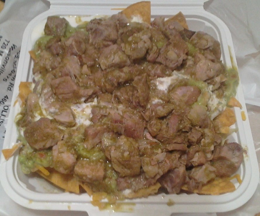 Order Super Nachos food online from Super Taqueria store, San Jose on bringmethat.com