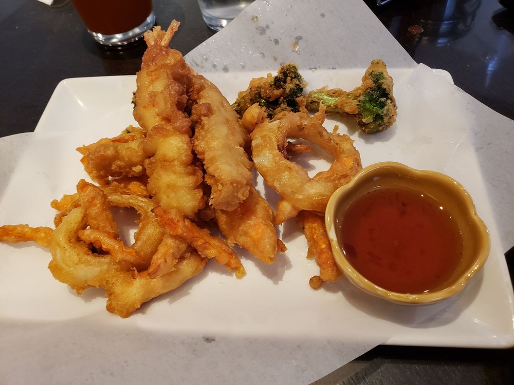 Order 9. SHRIMP TEMPURA (4) food online from Best Thai Cuisine store, Riverside on bringmethat.com