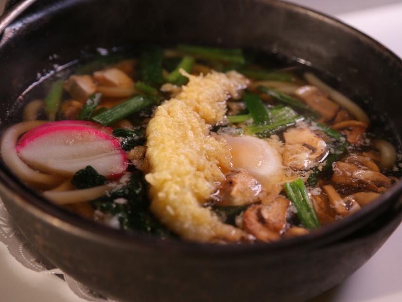Order Beefnabe Udon (Nabe) food online from Taki Japanese Restaurant store, Novato on bringmethat.com