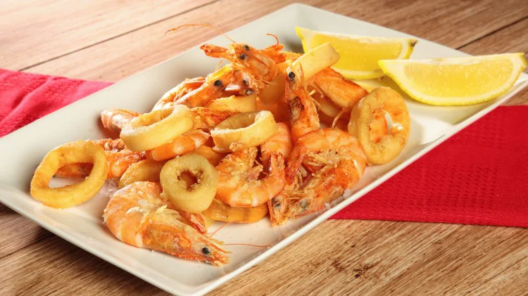 Order Calamari e Gamberetti Fritti food online from Arturo's Ristorante store, Boca Raton on bringmethat.com