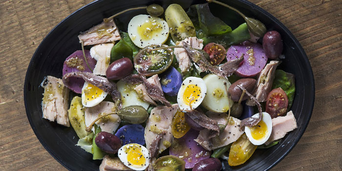 Order Insalata Con Rape Rosse Cuore di Palma, Pomodorini e Caprino food online from Arturo's Ristorante store, Boca Raton on bringmethat.com