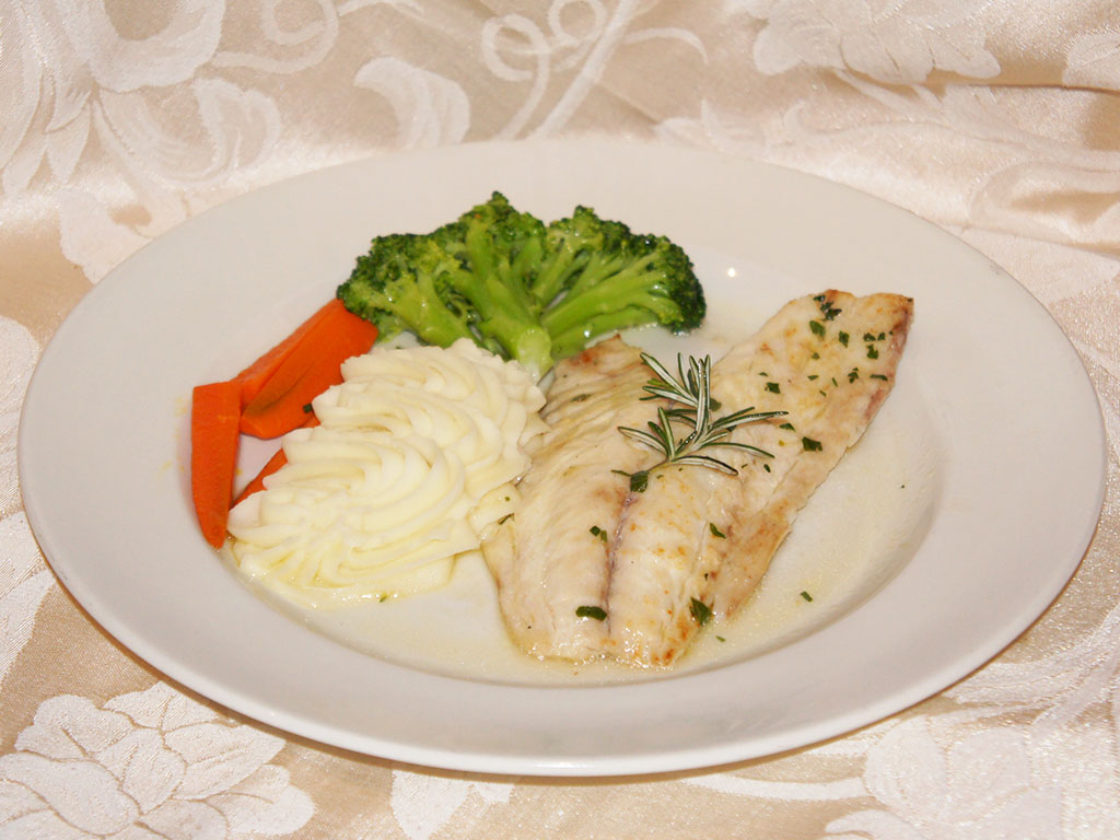 Order Snapper al Vino Bianco food online from Arturo's Ristorante store, Boca Raton on bringmethat.com