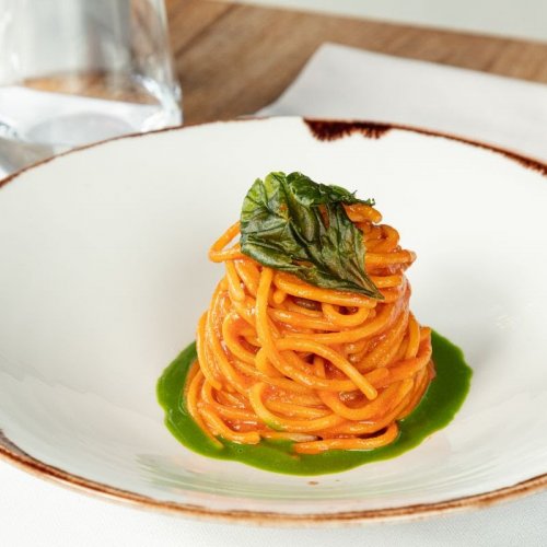 Order Capeli d' Angelo al filetto di Pomodoro food online from Arturo's Ristorante store, Boca Raton on bringmethat.com