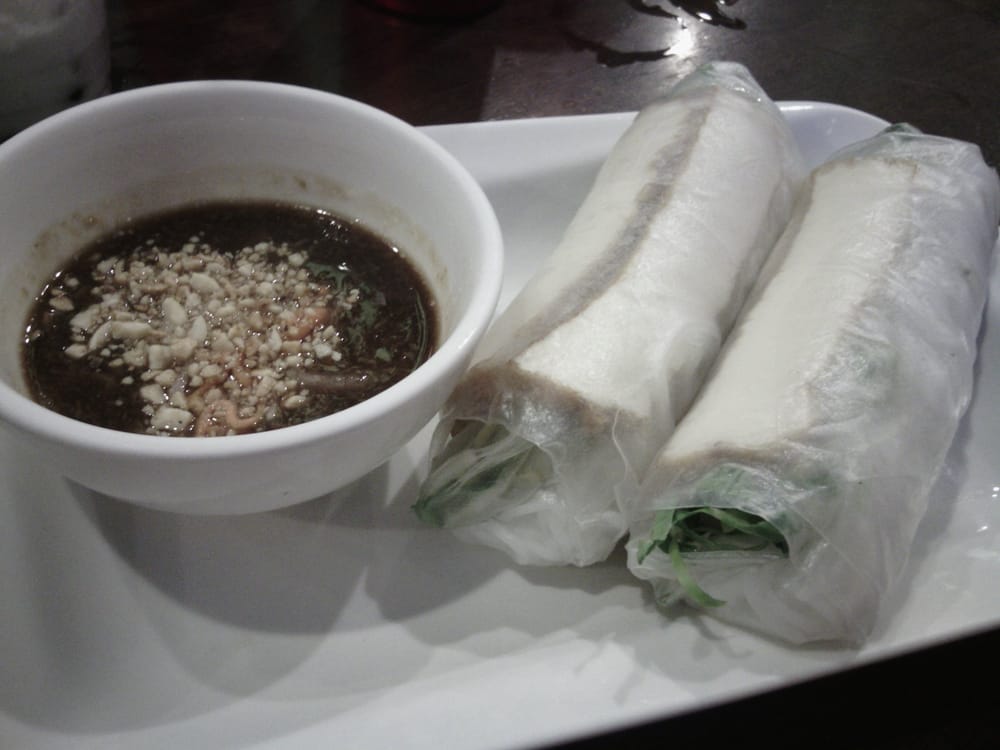 Order A6. Tofu Spring Rolls (2 Rolls) food online from Bowl of Pho store, Jacksonville on bringmethat.com
