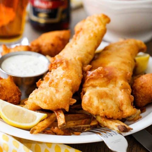 Order Goose Island IPA Fish and Chips food online from Panama Hatties store, St. Augustine on bringmethat.com