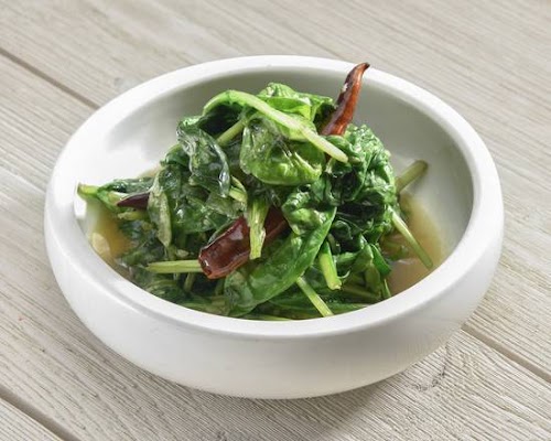 Order Fiery Spinach food online from Lan Pan-Asian Cafe store, Miami on bringmethat.com