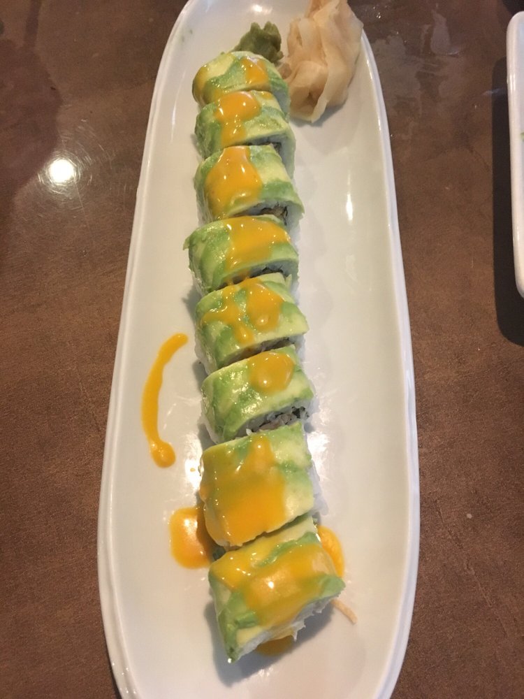Order Avocado Roll food online from Lan Pan-Asian Cafe store, Miami on bringmethat.com