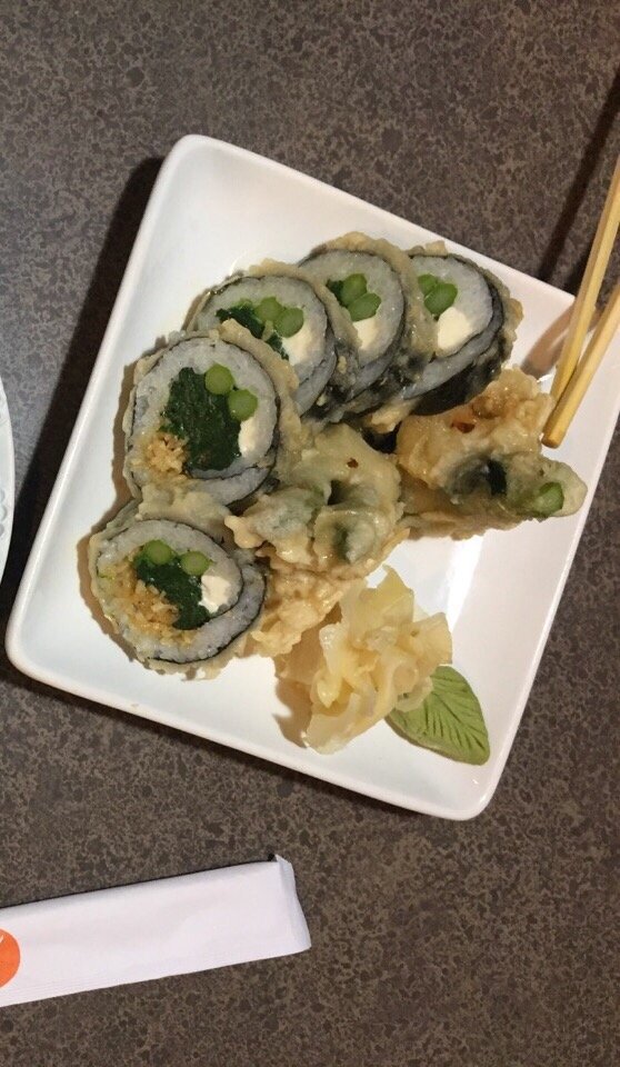 Order Green Wonton Roll food online from Lan Pan-Asian Cafe store, Miami on bringmethat.com