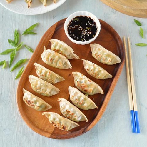 Order Dumpling (6 Pcs.) (Quart) food online from Chen's Garden store, Cape May on bringmethat.com