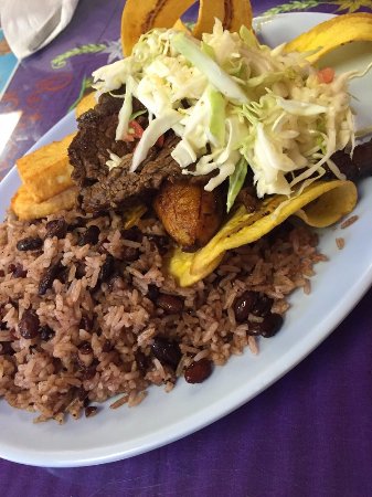 Order Plato de Carne o Cerdo food online from Shorty's Bar-b-q store, Doral on bringmethat.com