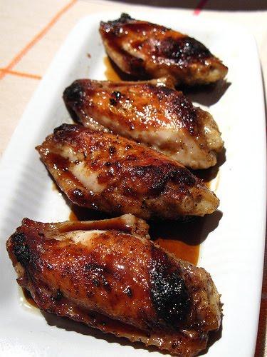 Order Alitas de Pollo (20 piezas) food online from Shorty's Bar-b-q store, Doral on bringmethat.com