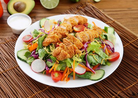 Order  Ensalada de Pollo Empanizado food online from Shorty's Bar-b-q store, Doral on bringmethat.com