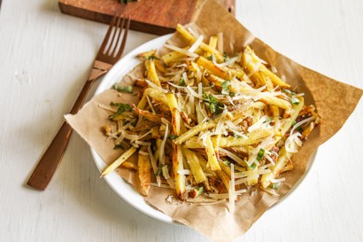 Order Papa Fritas con Queso food online from Shorty's Bar-b-q store, Doral on bringmethat.com