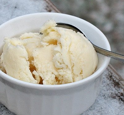 Order Taza de Helado de Vainilla food online from Shorty's Bar-b-q store, Doral on bringmethat.com