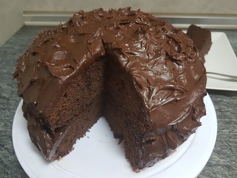 Order Pastel de Chocolate food online from Shorty's Bar-b-q store, Doral on bringmethat.com