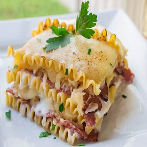 Order Homemade Lasagna food online from Pizza Villa store, Lagrange on bringmethat.com