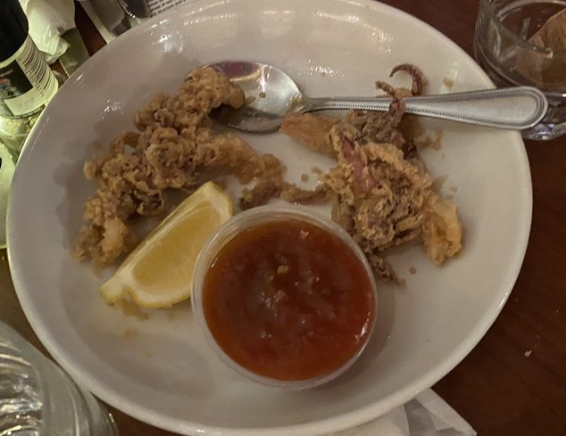 Order FRIED CALAMARI food online from Gatto's Italian Restaurant & Bar store, Tinley Park on bringmethat.com