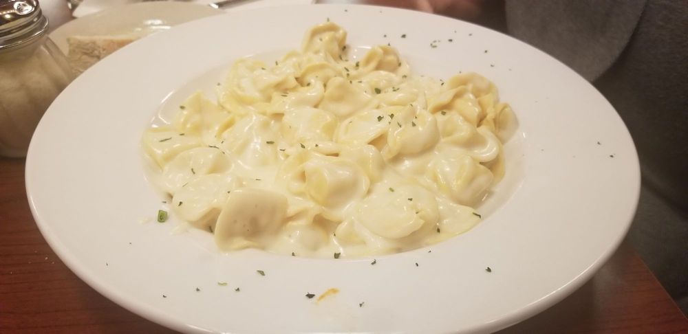 Order TORTELLINI ALFREDO food online from Gatto's Italian Restaurant & Bar store, Tinley Park on bringmethat.com