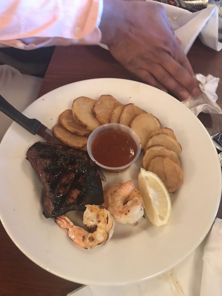 Order BUTT STEAK WITH SHRIMP food online from Gatto's Italian Restaurant & Bar store, Tinley Park on bringmethat.com