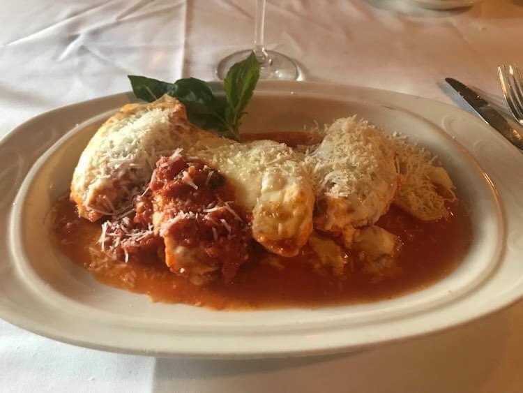 Order STUFFED SHELLS food online from Brunas Ristorante store, Chicago on bringmethat.com