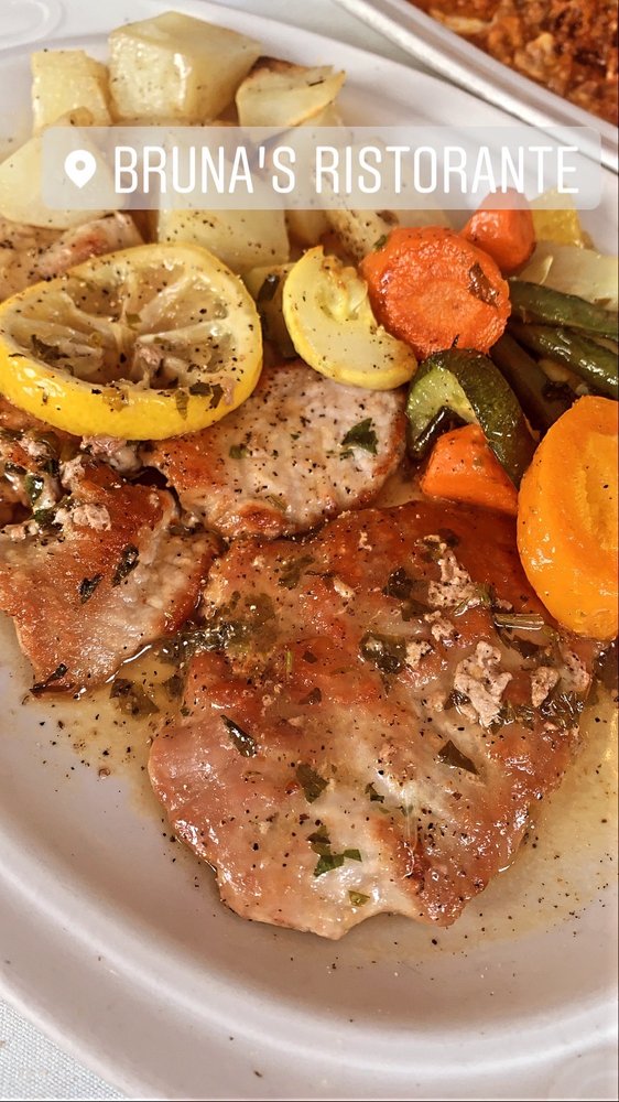 Order VEAL LIMONE food online from Brunas Ristorante store, Chicago on bringmethat.com