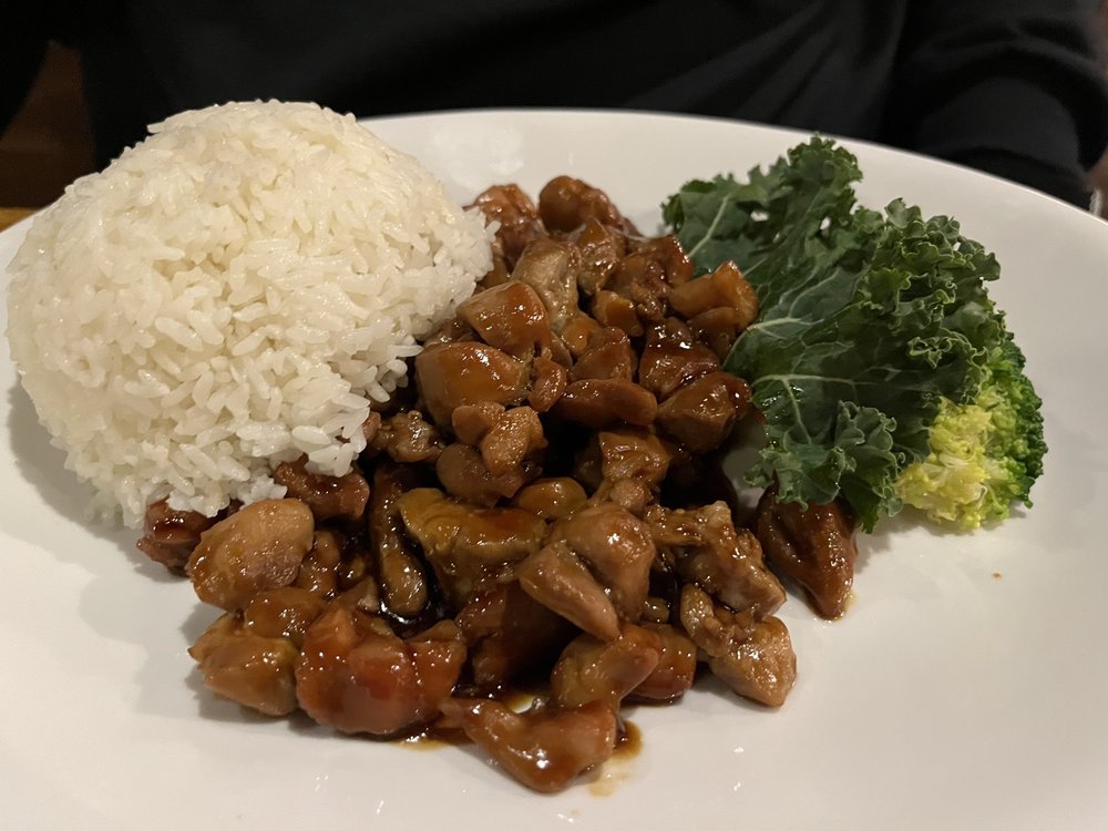 Order Chicken Teriyaki Dinner food online from Sakura Japanese Restaurant store, Indianapolis on bringmethat.com