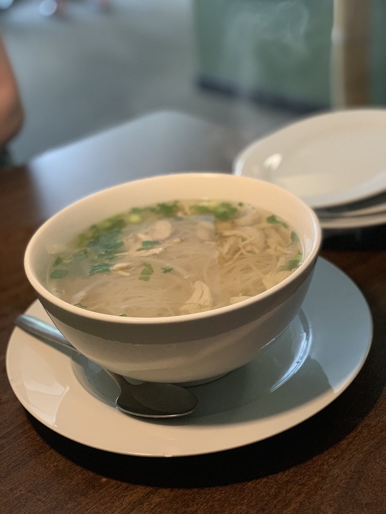 Order Chicken Pho food online from Sandra Rice & Noodle store, Indianapolis on bringmethat.com