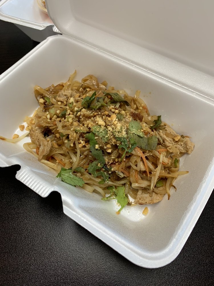 Order Stir Fried Pork and Bok Choy food online from Sandra Rice & Noodle store, Indianapolis on bringmethat.com
