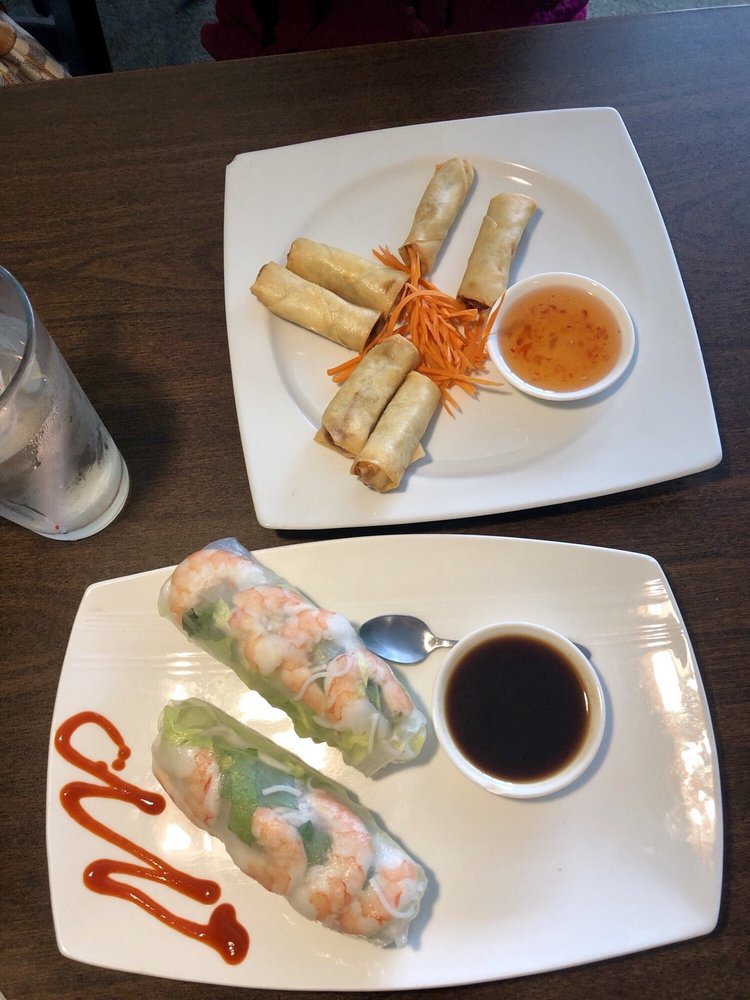 Order Spring Rolls food online from Sandra Rice & Noodle store, Indianapolis on bringmethat.com
