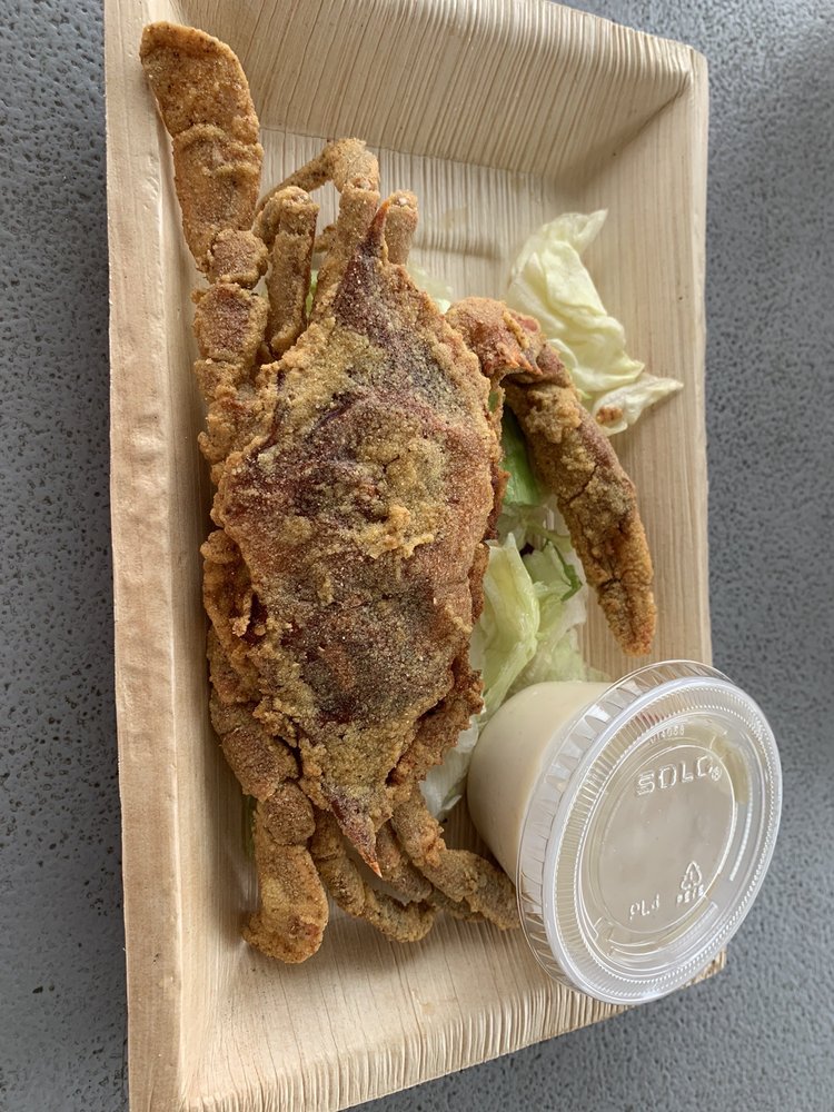 Order Fried Soft Shell Crab food online from Seithers Seafood store, New Orleans on bringmethat.com