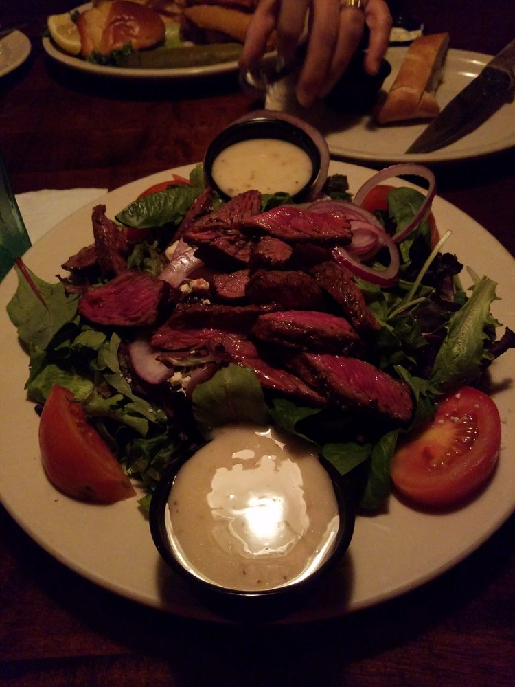 Order Grilled Steak Gorgonzola Salad food online from Michigan Grill store, Monroe on bringmethat.com