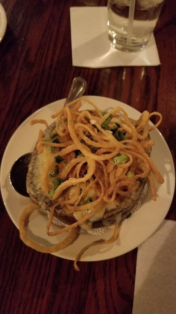 Order French Onion Au Gratin Soup food online from Brick Street of Grand Blanc store, Grand Blanc on bringmethat.com