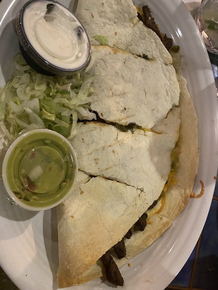 Order Quesadilla food online from Cantina Mexican Grill store, Grand Rapids on bringmethat.com