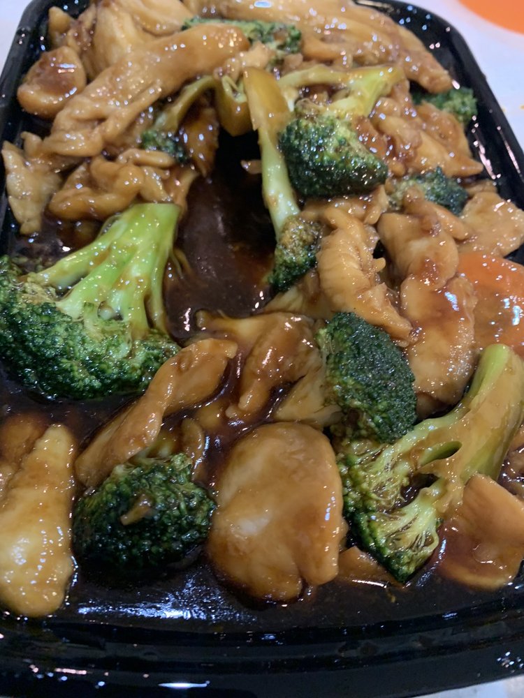 Order 61. Chicken With Broccoli food online from Super Dragon store, Savage on bringmethat.com