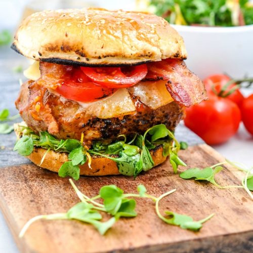 Order Cheese Burger food online from Canyon Cafe store, Saint Louis on bringmethat.com