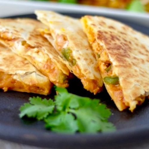 Order Chicken Quesadilla food online from El Nopal store, Sullivan on bringmethat.com