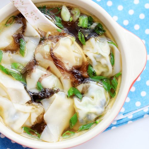 Order Wonton Soup food online from China King Restaurant store, Wilmington on bringmethat.com