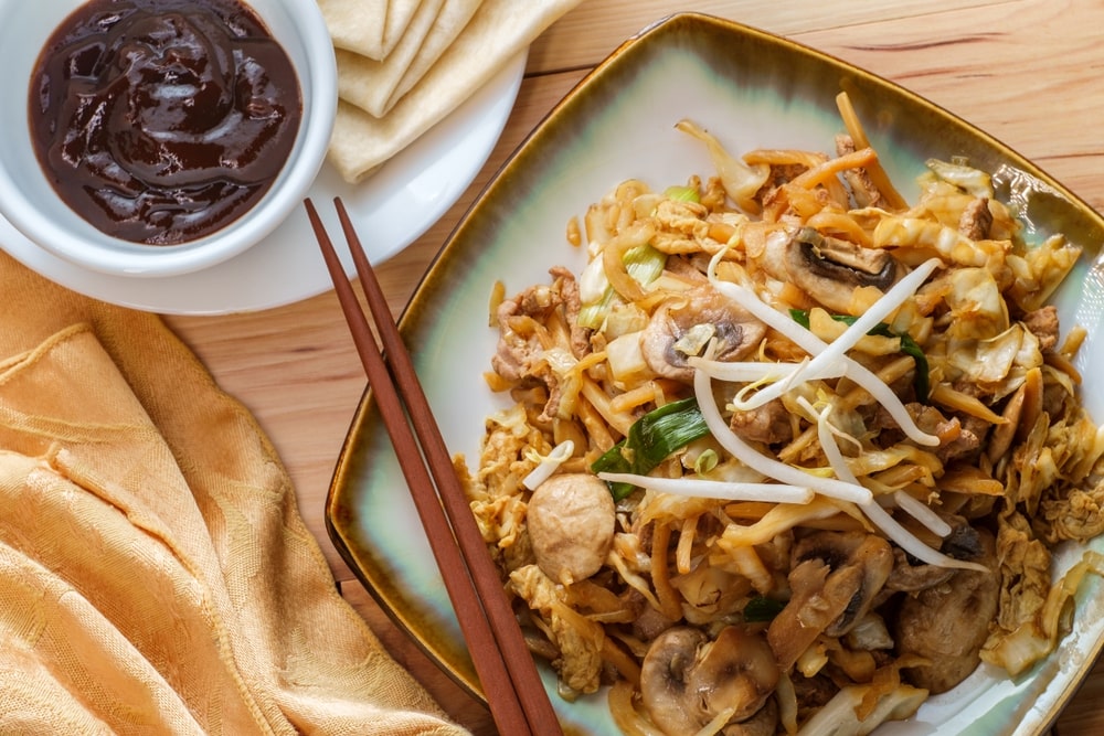 Order Moo Shu Chicken food online from China King Restaurant store, Wilmington on bringmethat.com