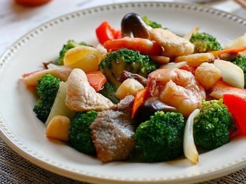 Order Happy Family food online from China King Restaurant store, Wilmington on bringmethat.com