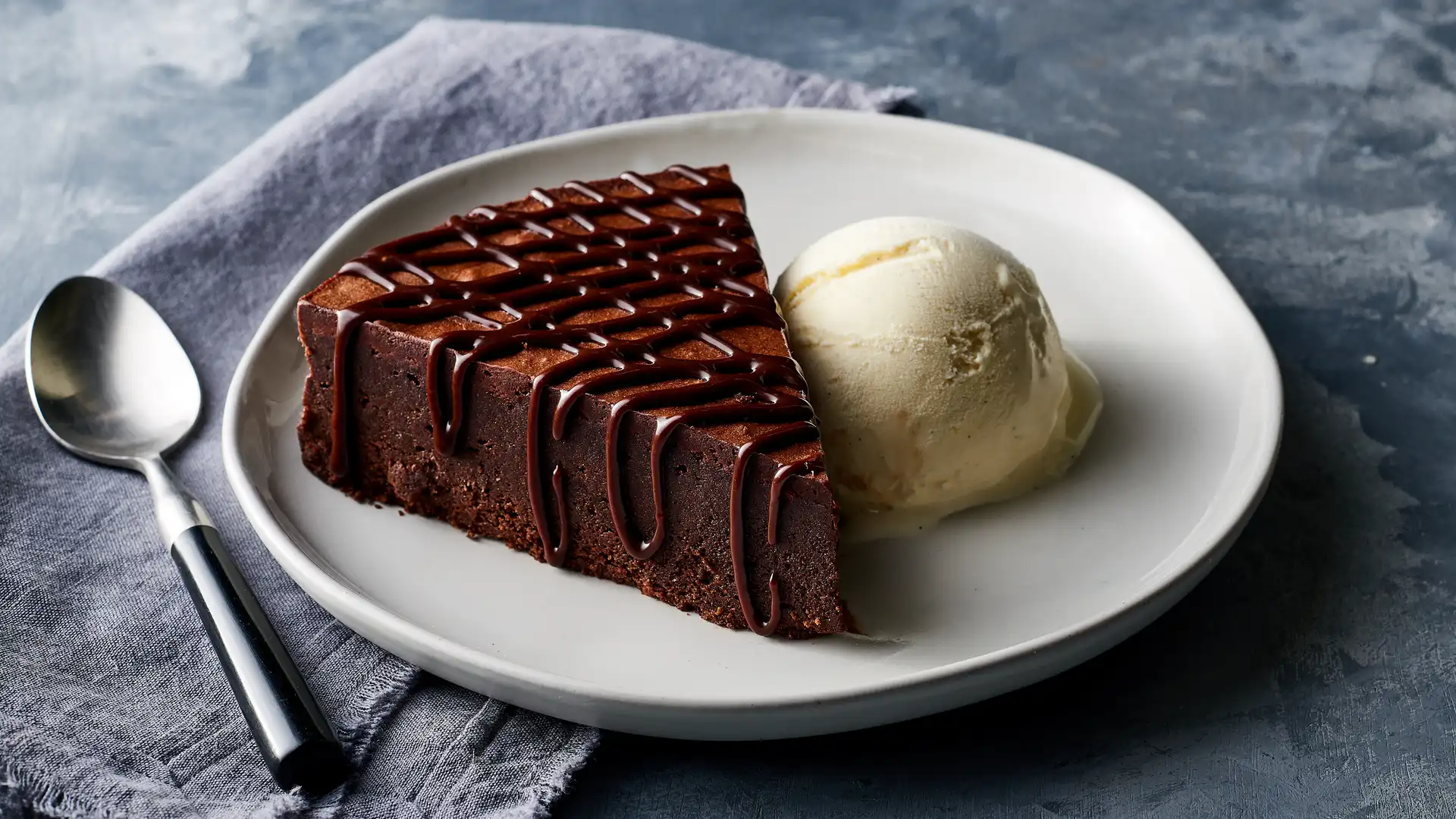 Order Godiva® Chocolate Torte food online from Village Tavern store, Winston Salem on bringmethat.com