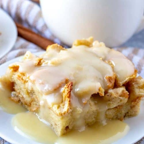 Order Dave's Award-Winning Bread Pudding food online from Famous Dave's store, Fargo on bringmethat.com