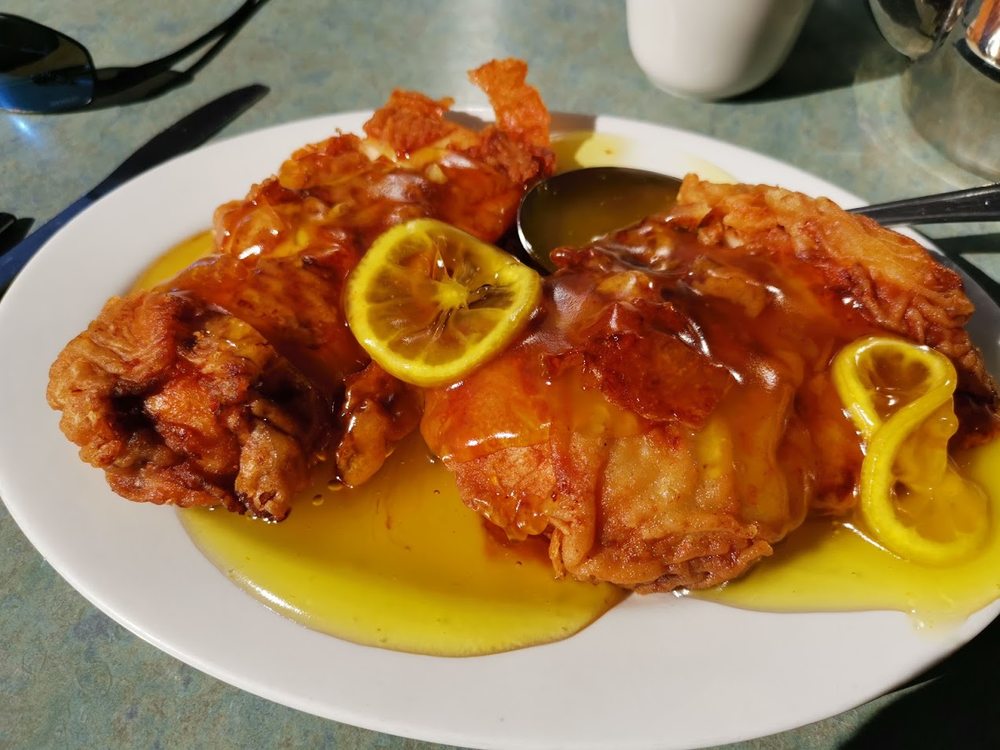 Order 4. LEMON CHICKEN food online from China Garden store, Grand Forks on bringmethat.com