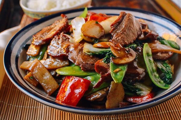 Order Roast Pork with Chinese Vegetable food online from China Kitchen store, Middle River on bringmethat.com