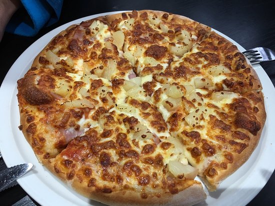 Order Capri Pizza food online from La Piazza Pizza & Italian Restaurant store, Grasonville on bringmethat.com